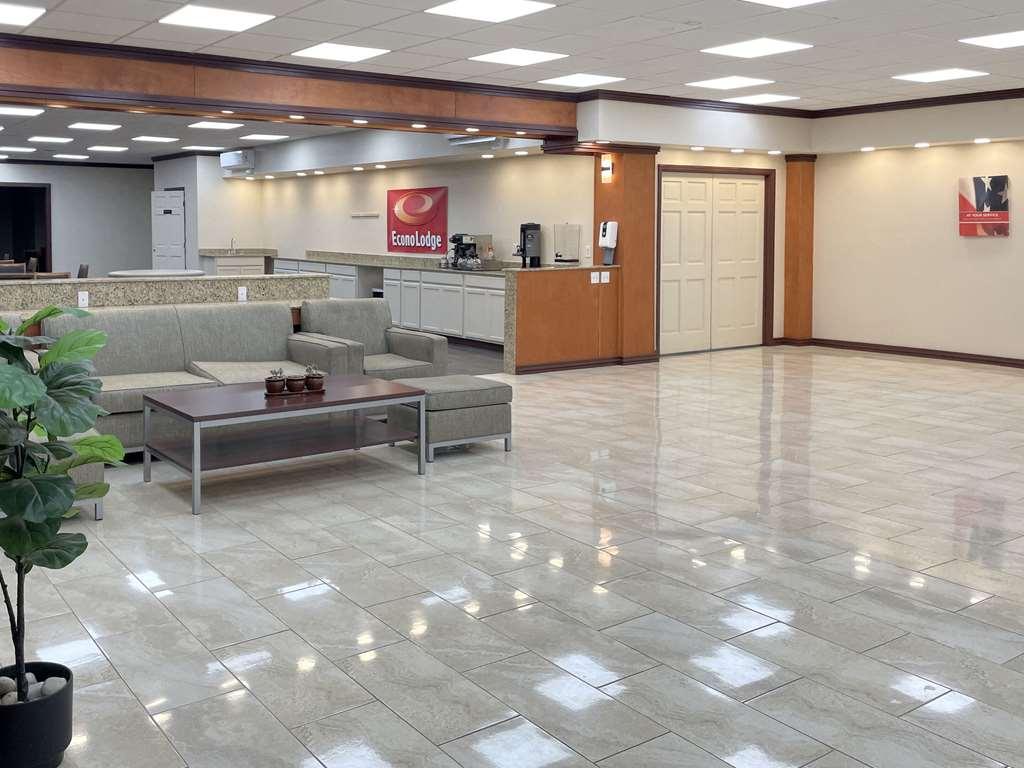 Econo Lodge Йемасий Интериор снимка