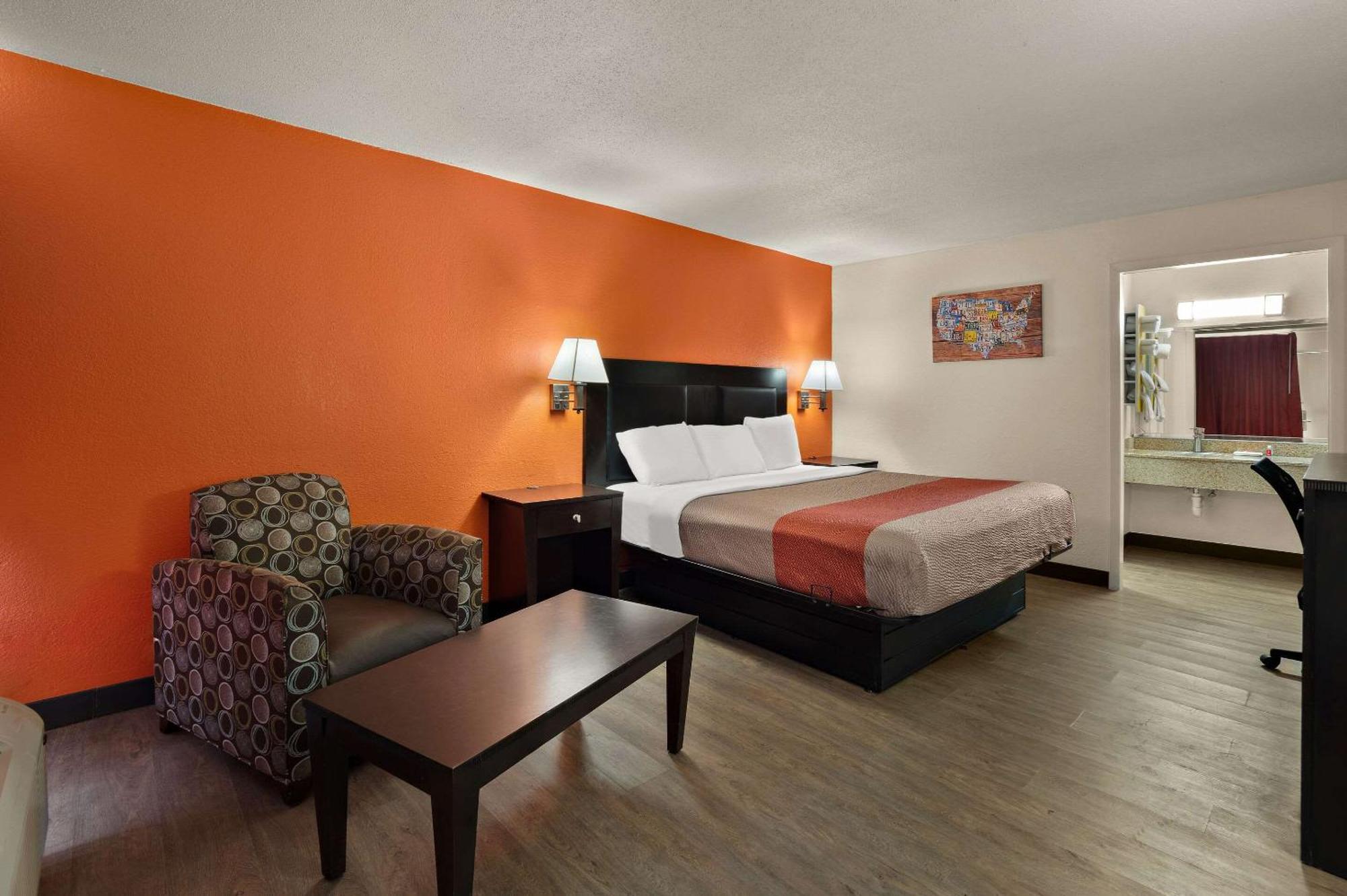 Econo Lodge Йемасий Екстериор снимка