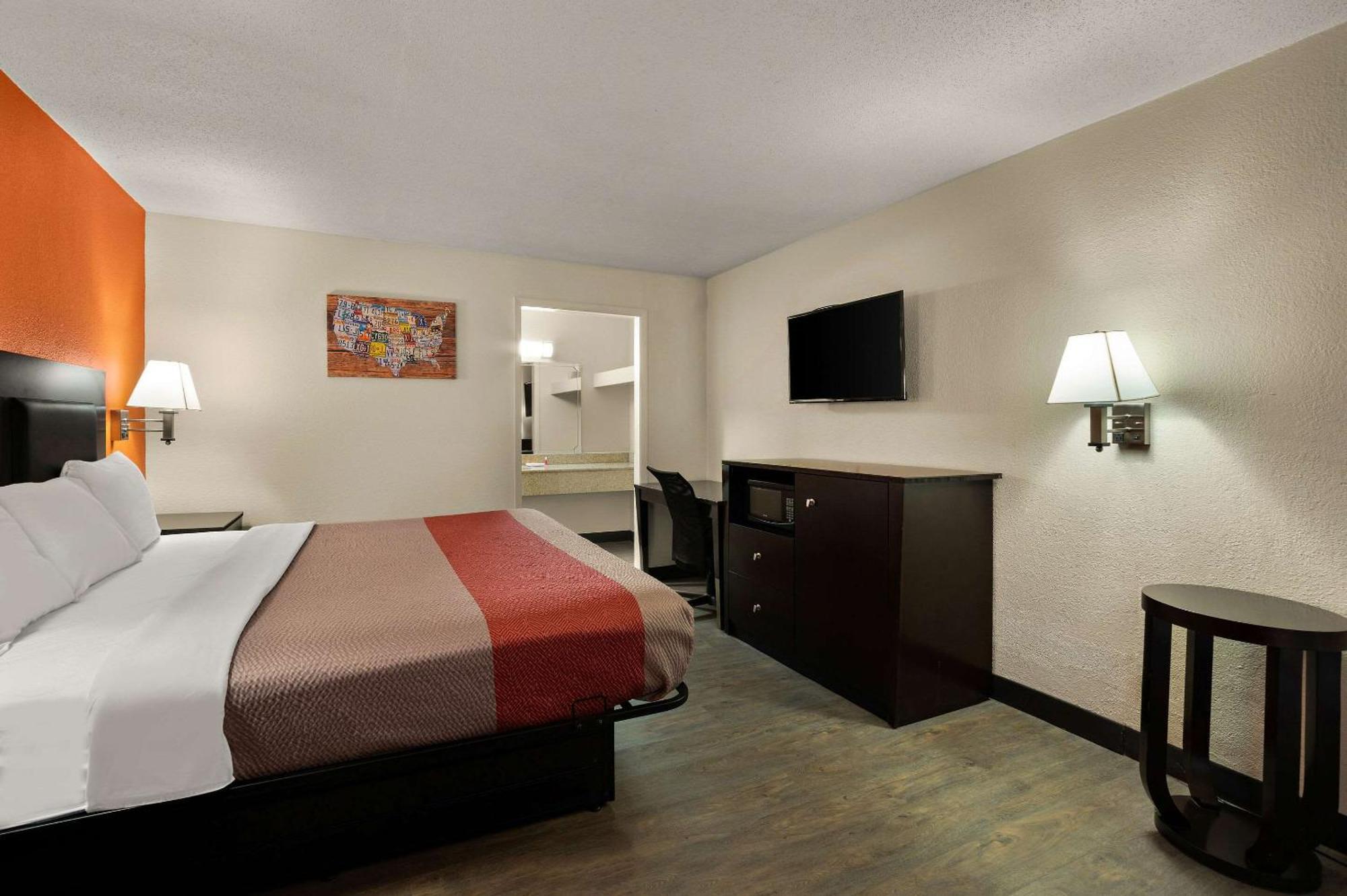 Econo Lodge Йемасий Екстериор снимка
