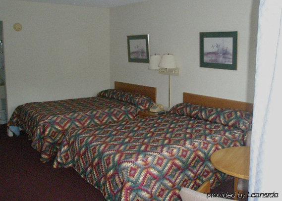 Econo Lodge Йемасий Стая снимка
